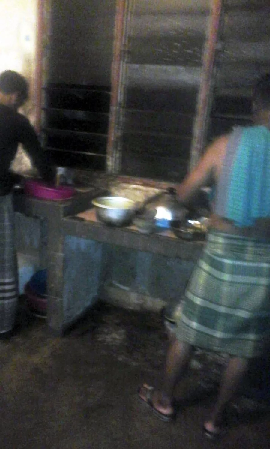 Several illegal workers, who try to find some pleasure of life by cooking together in not an ideal kitchen environment, claimed that they were physically threatened by the conmen gangs when trying to contact the high commission in Kuala Laumpur Courtesy