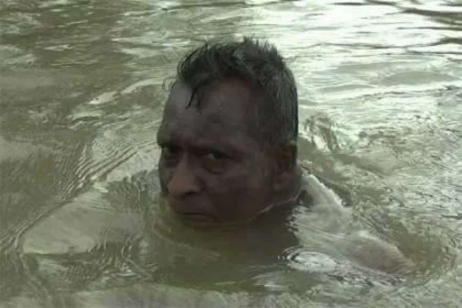 In his youth, Khitindra completed a 93-hour-11-minute long swim in the pond of Jagannath Hall at Dhaka University on September 16, 1974 Dhaka Tribune