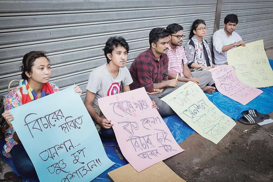 Brac University students on a hunger strike against the administration on August 3, 2017 Mehedi Hasan/Dhaka Tribune