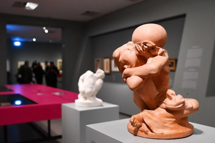 A sculpture by the French artist Auguste Rodin from the collection of late German collector Cornelius Gurlitt is pictured during the preview of the exhibition "Gurlitt: Status Report, Nazi Art Theft and its Consequences" ("Bestandsaufnahme Gurlitt") on November 1, 2017 at the Bundeskunsthalle in Bonn, western Germany, where the exhibition runs from November 3, 2017 to March 11, 2018.<br /> A spectacular art collection hoarded by Cornelius Gurlitt, the son of Nazi-era dealer Hildebrand Gurlitt, will be shown for the first time since World War II in parallel exhibitions in Switzerland and Germany. The works in the two exhibitions, in Bern and the German city of Bonn, are just a fraction of the more than 1,500 pieces discovered in 2012 in the possession of Cornelius Gurlitt.<br /> / AFP PHOTO / PATRIK STOLLARZ / RESTRICTED TO EDITORIAL USE - MANDATORY MENTION OF THE ARTIST UPON PUBLICATION - TO ILLUSTRATE THE EVENT AS SPECIFIED IN THE CAPTION