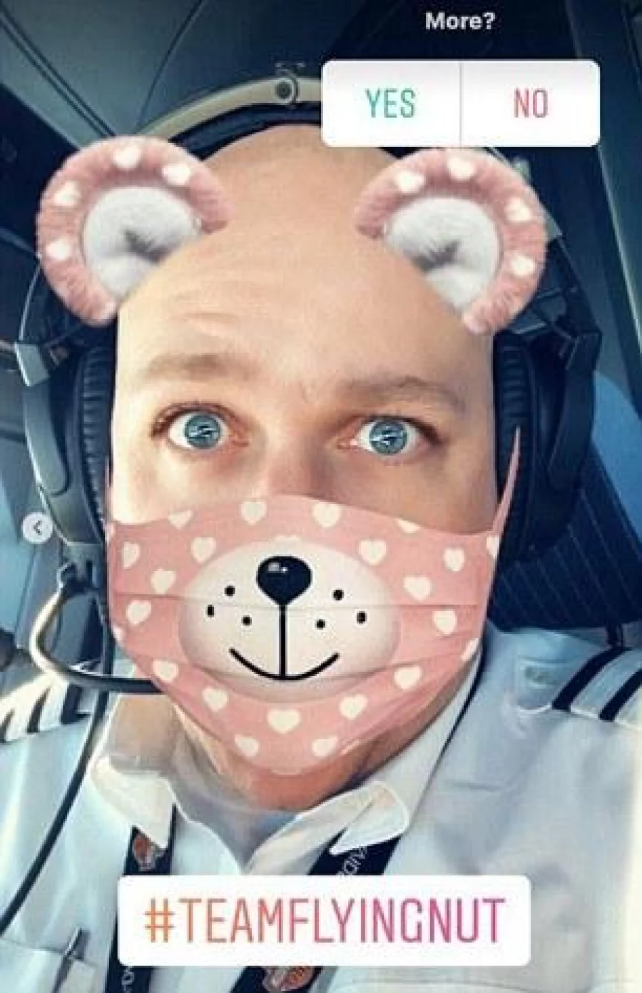 EasyJet pilot filmed playing Snapchat game during flight